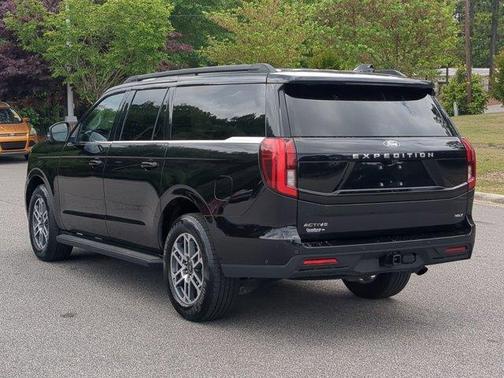 Black Metallic 2025 Ford Expedition Max Active