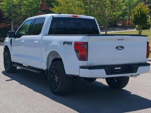 Oxford White 2026 Ford F-150 XLT