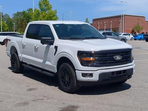 Oxford White 2026 Ford F-150 XLT