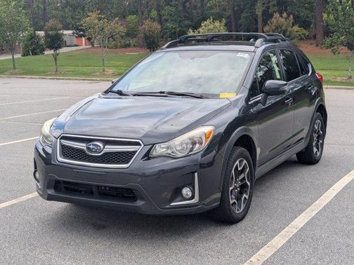 Dark Gray Metallic 2017 Subaru Crosstrek 2.0i Limited