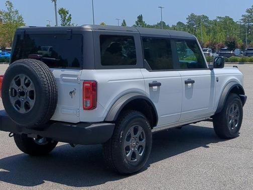 Oxford White 2026 Ford Bronco Big Bend