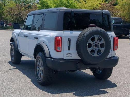 Oxford White 2026 Ford Bronco Big Bend