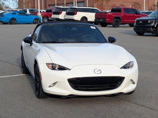 2021 Mazda MX-5 Miata SPORT