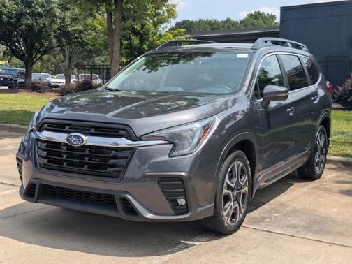 2023 Subaru Ascent LIMITED 8-PASSENGER