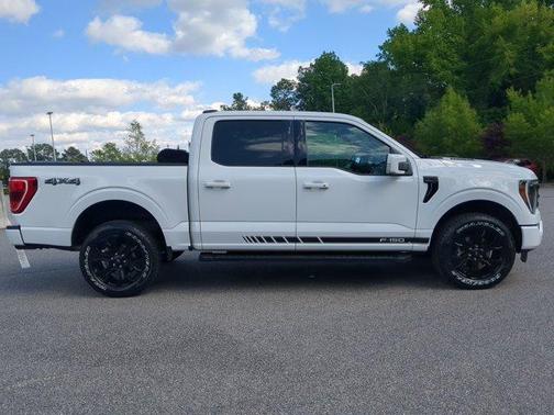 Oxford White 2023 Ford F-150 XLT