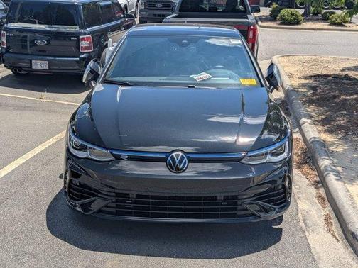 Mythos Black Metallic 2024 Volkswagen Golf R 2.0T