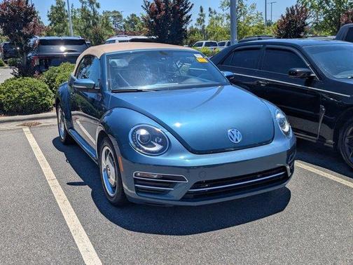 Deep Sea Teal w/ Beige Top 2018 Volkswagen Beetle 2.0T Coast