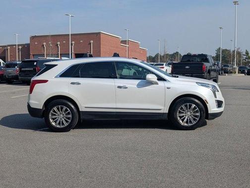 2017 Cadillac XT5 Luxury