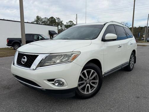 2016 Nissan Pathfinder SL