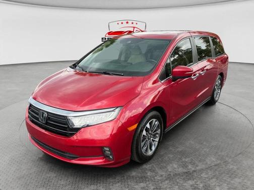 Radiant Red Metallic II 2023 Honda Odyssey EX-L
