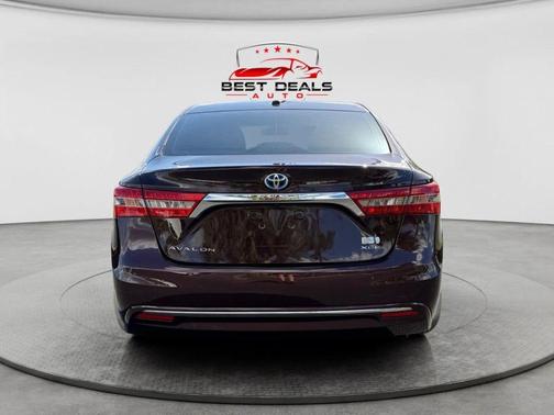2016 Toyota Avalon Hybrid XLE Premium