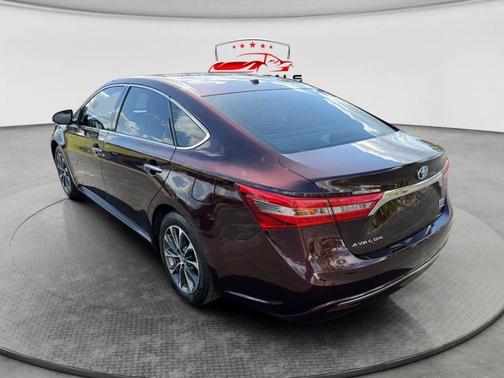 2016 Toyota Avalon Hybrid XLE Premium