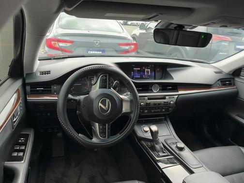 2016 Lexus ES 350 Base