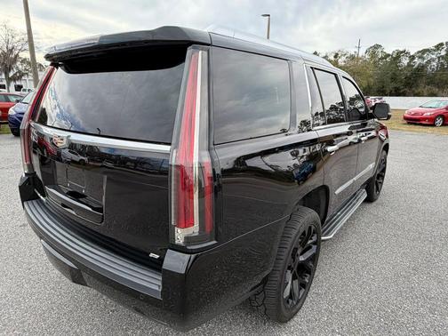 2015 Cadillac Escalade Luxury