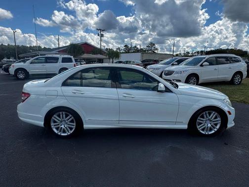 2009 Mercedes-Benz C-Class Luxury