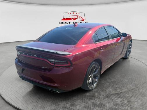 2017 Dodge Charger SXT
