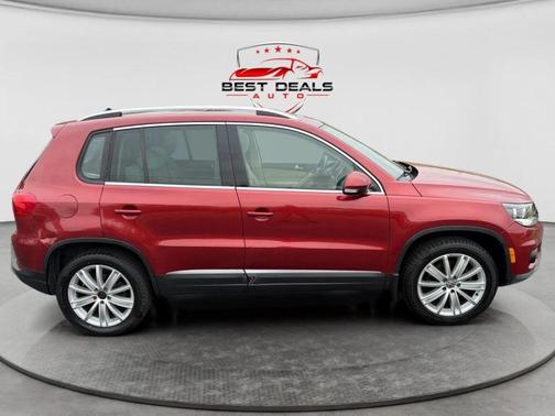 2013 Volkswagen Tiguan 2.0T SE 4MOTION