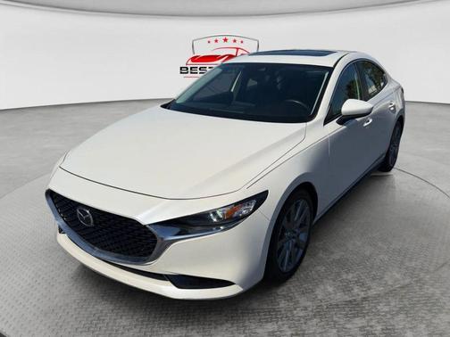 Snowflake White Pearl Mica 2023 Mazda Mazda3 FWD w/Preferred Package