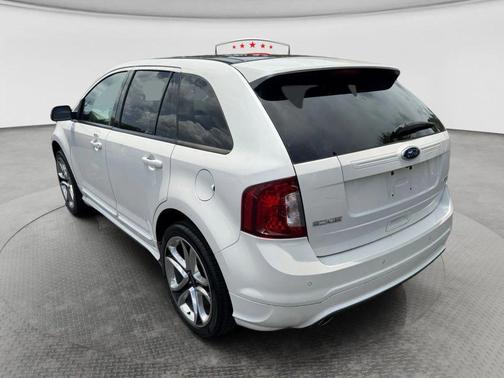 White Platinum Metallic Tri-Coat 2014 Ford Edge Sport