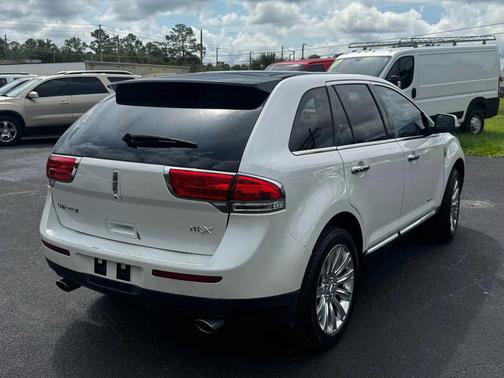 2011 Lincoln MKX Base
