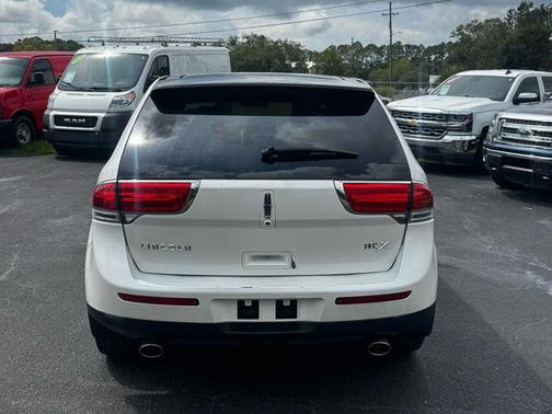 2011 Lincoln MKX Base