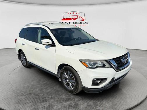 2018 Nissan Pathfinder SV