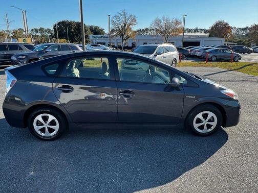 2014 Toyota Prius Two