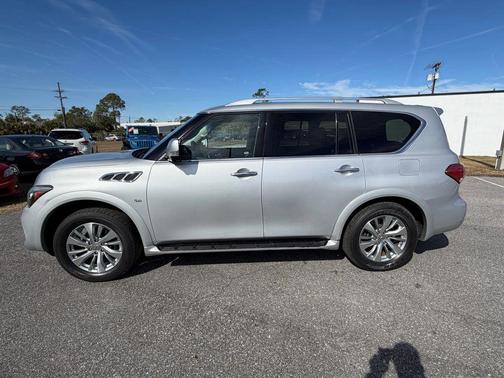 2017 INFINITI QX80 Base