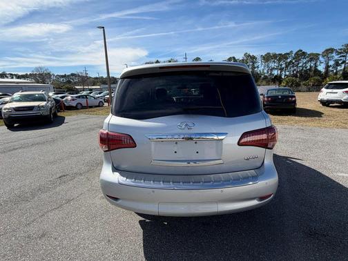 2017 INFINITI QX80 Base