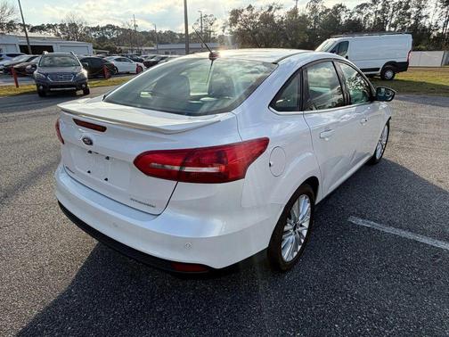 2018 Ford Focus Titanium