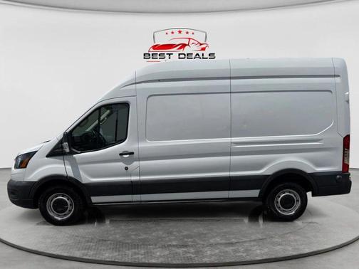 Oxford White 2020 Ford Transit-250 Base
