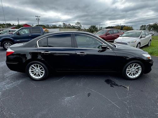 2011 Hyundai Genesis 3.8