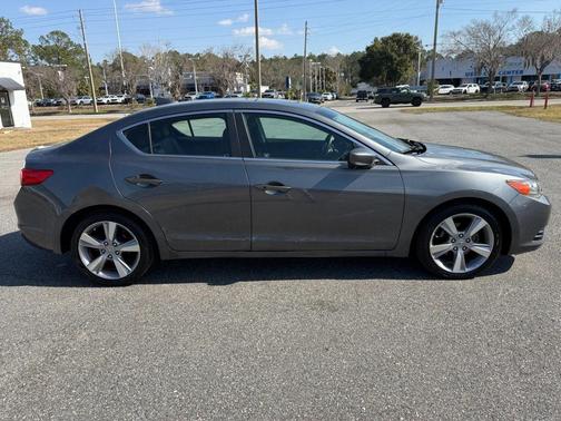 2013 Acura ILX 2.0L Technology