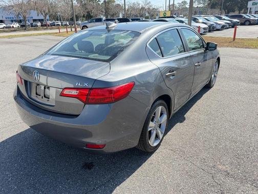 2013 Acura ILX 2.0L Technology