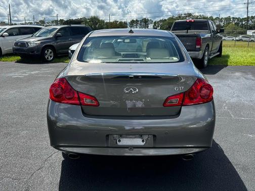 2011 INFINITI G37 Journey
