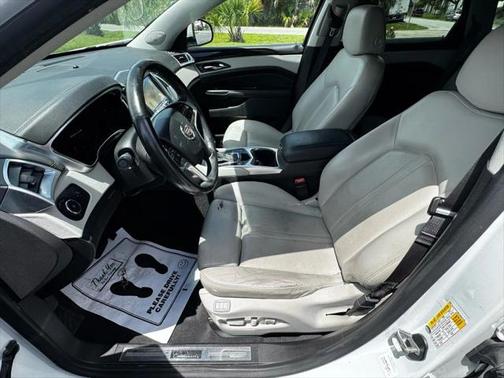 2015 Cadillac SRX Performance Collection