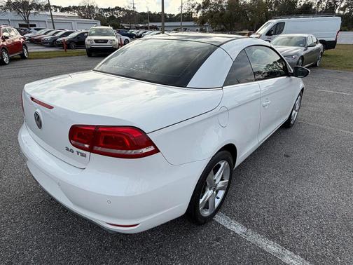 2012 Volkswagen Eos Lux