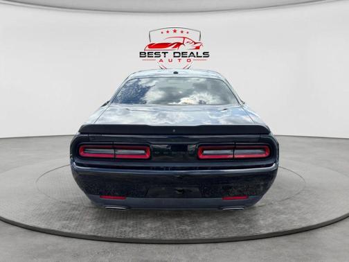 Pitch Black Clearcoat 2021 Dodge Challenger GT