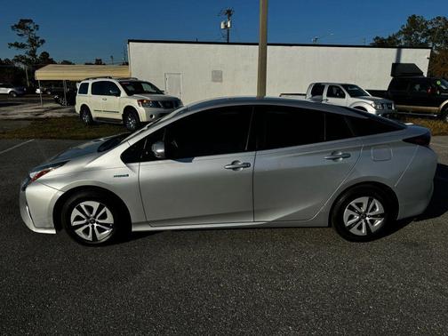 2018 Toyota Prius Two Eco