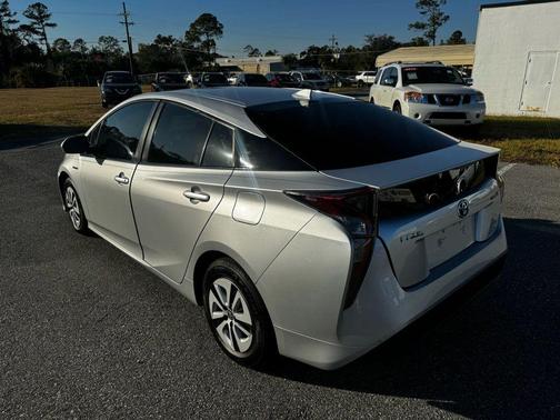 2018 Toyota Prius Two Eco