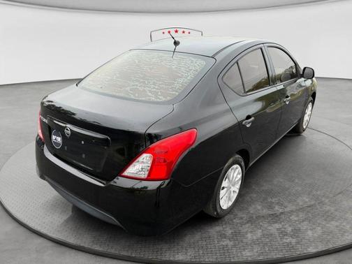 2015 Nissan Versa 1.6 S