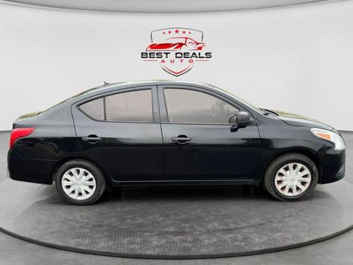 2015 Nissan Versa 1.6 S