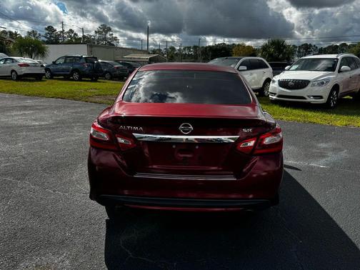 2016 Nissan Altima 2.5 SR