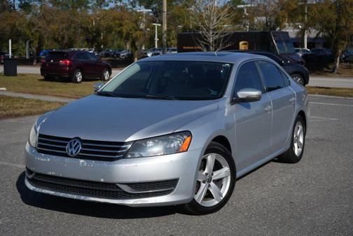 2013 Volkswagen Passat 2.5 SE