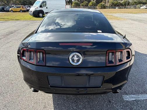 2014 Ford Mustang V6