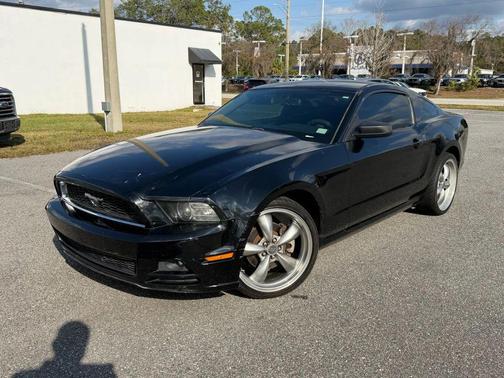 2014 Ford Mustang V6