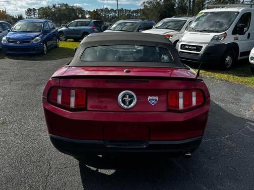 2010 Ford Mustang Premium