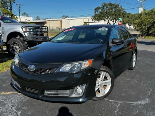 2013 Toyota Camry SE