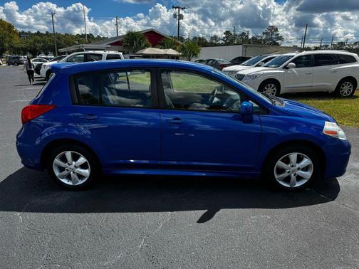 2012 Nissan Versa 1.8 SL
