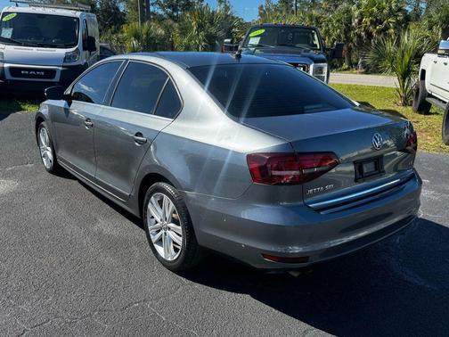 2017 Volkswagen Jetta 1.8T SEL